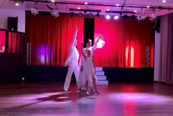Cours de tango  près de Cuers